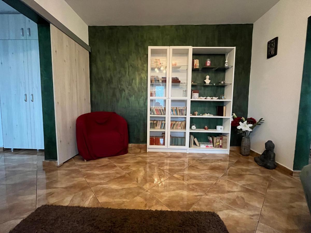 Casa Cartilor - House Of Book'S Leilighet Bucureşti Eksteriør bilde